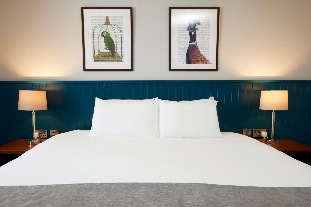 The Caledonian Hotel Leven  Экстерьер фото