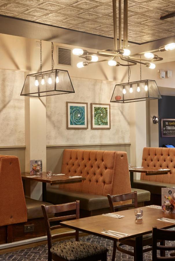 The Caledonian Hotel Leven  Экстерьер фото