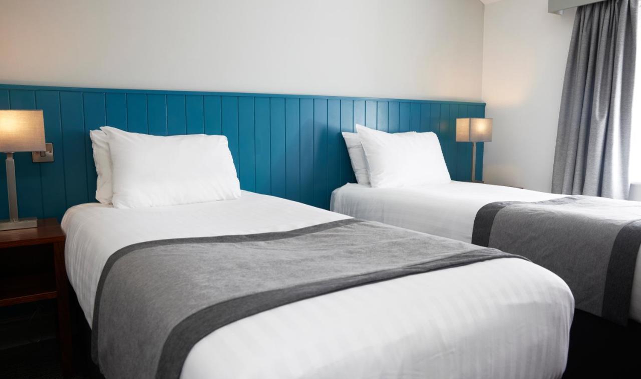 The Caledonian Hotel Leven  Экстерьер фото